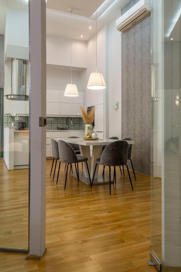 Luxurious & Spacious Downtown Residence In Liszt Ferenc Square Budapest Exterior foto